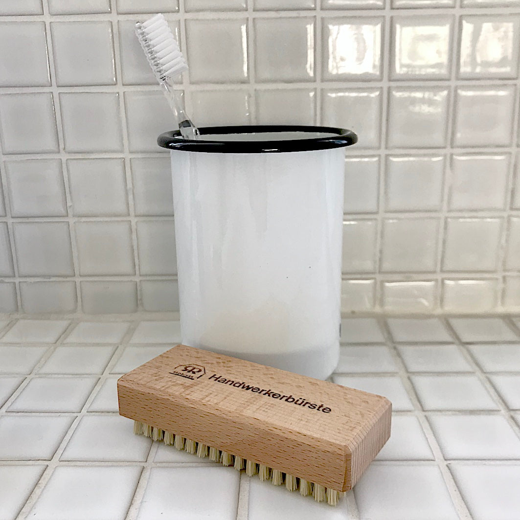 Craftsman's nail brush