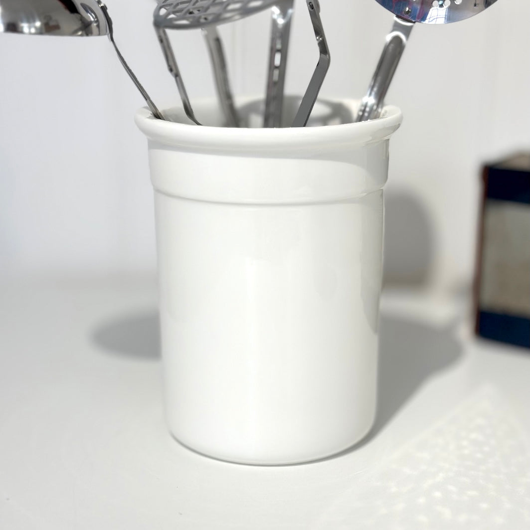 Utensil holder