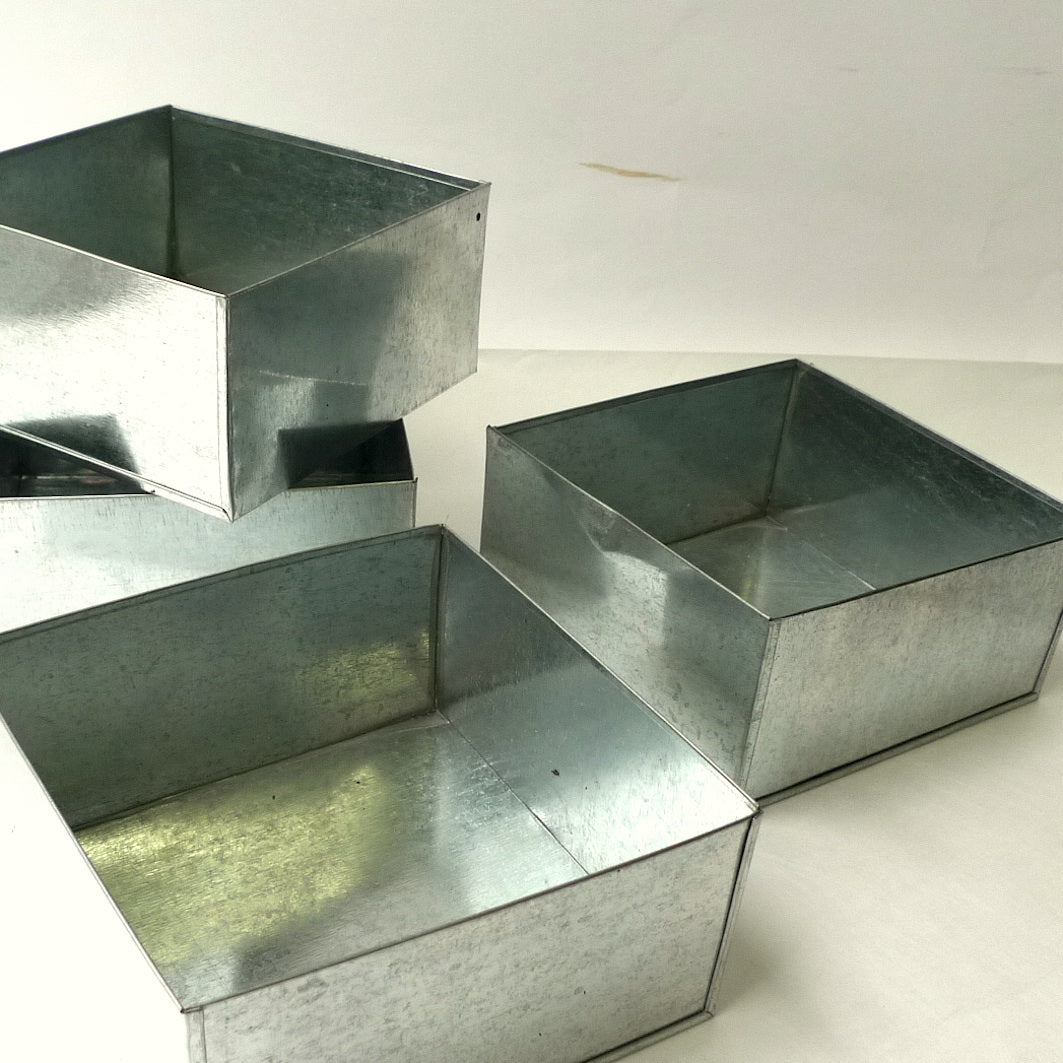 Metal storage square