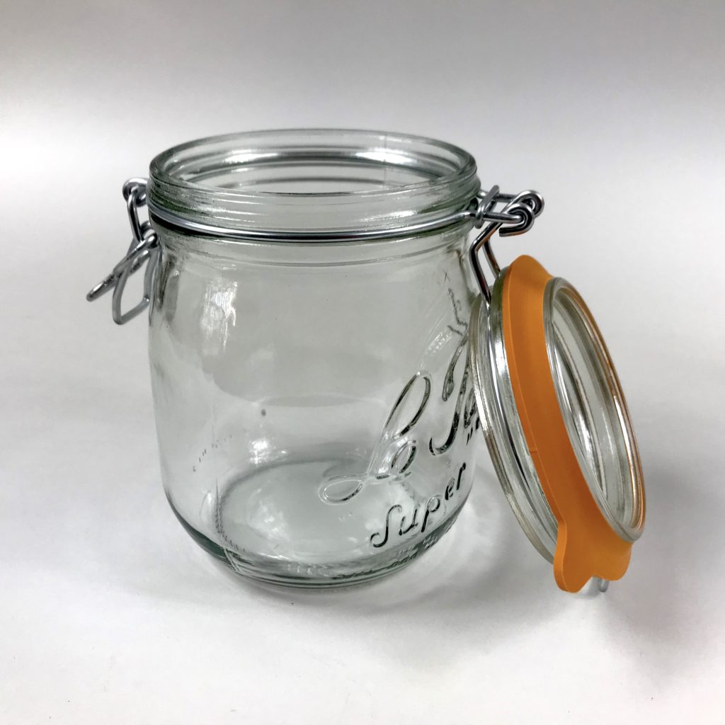 Le Parfait clip top jar 750ml open