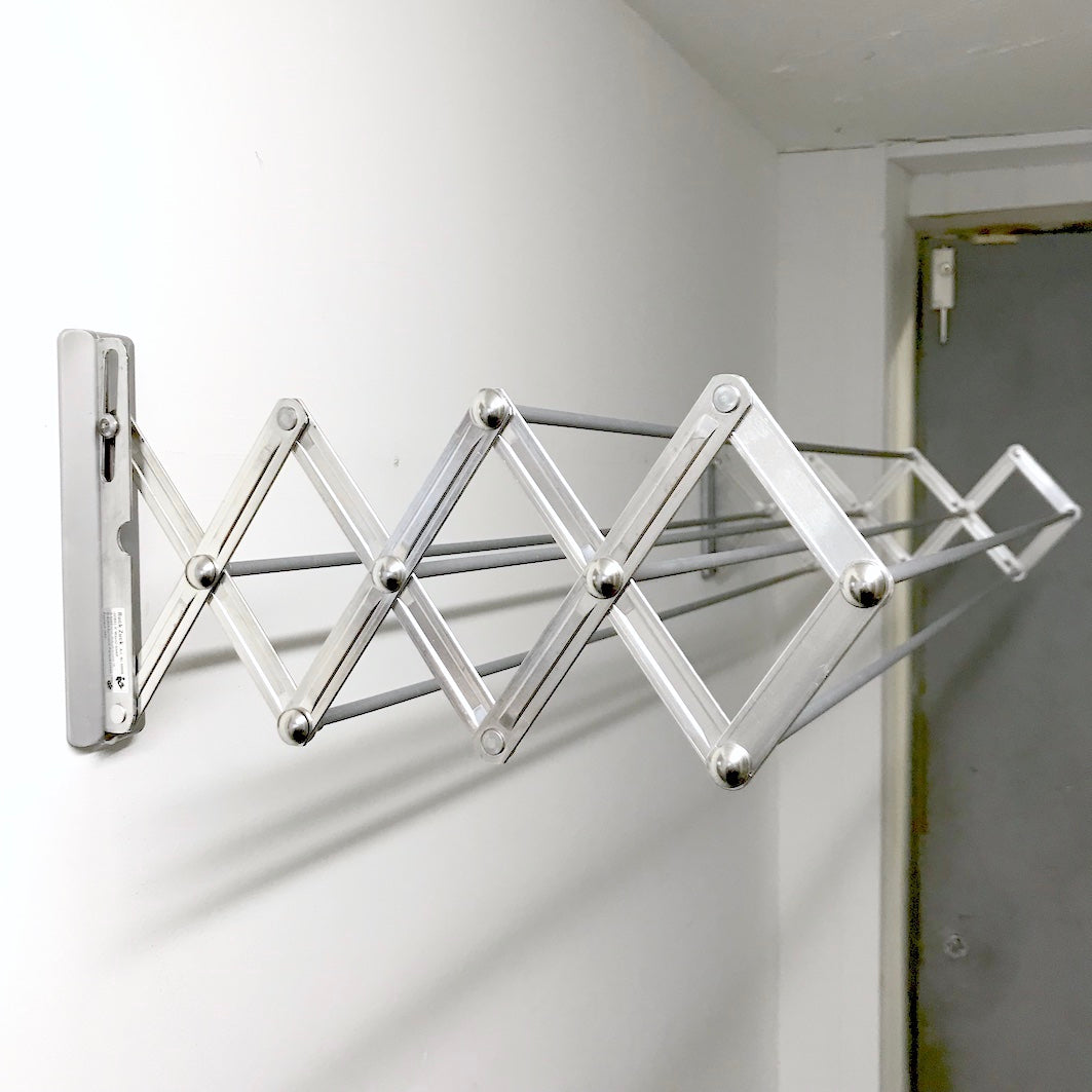Clothes airer wall mounted - utilitybrighton