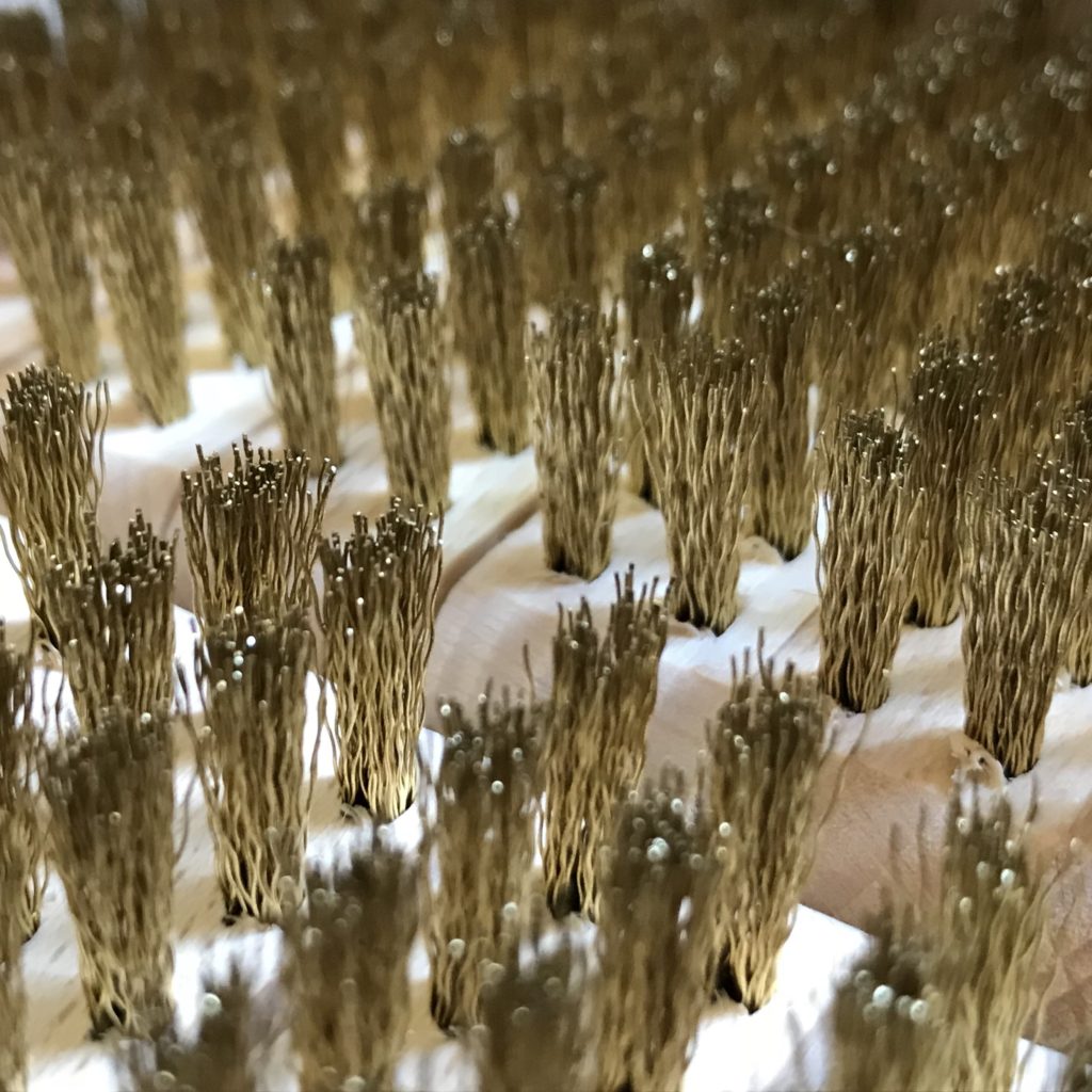 Suede brush bristle detail