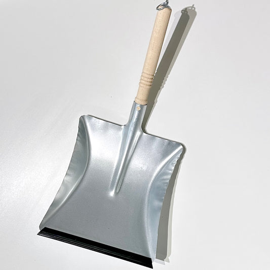 Dustpan