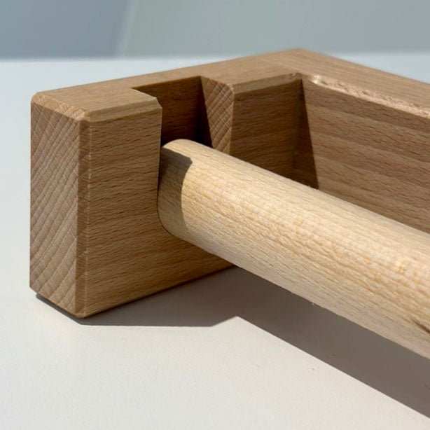 Roller towel holder