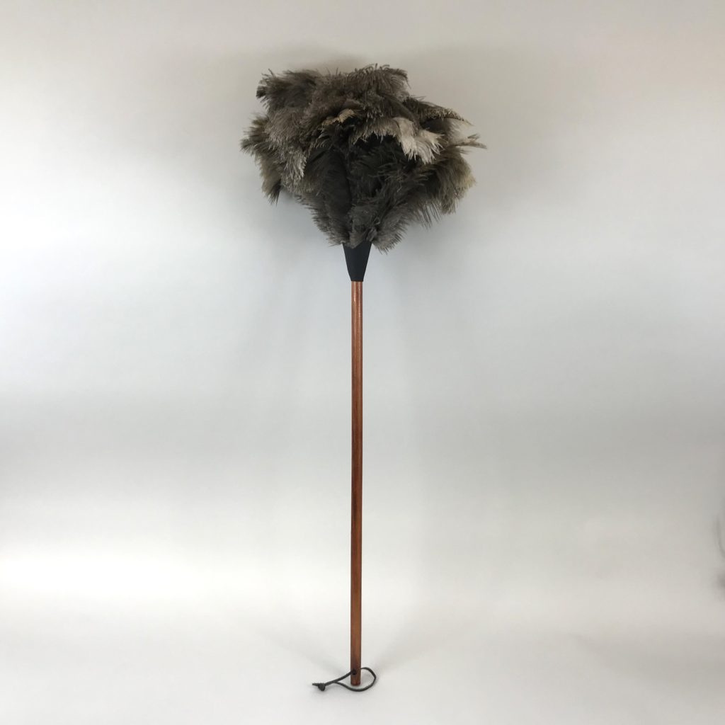 Feather duster tall large plain