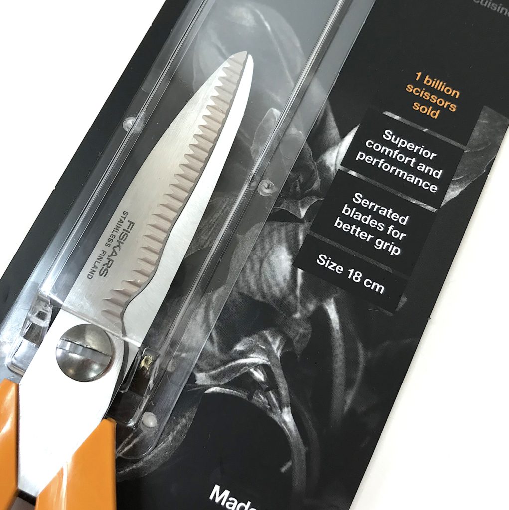 Fiskars kitchen serrated scissors blade detail