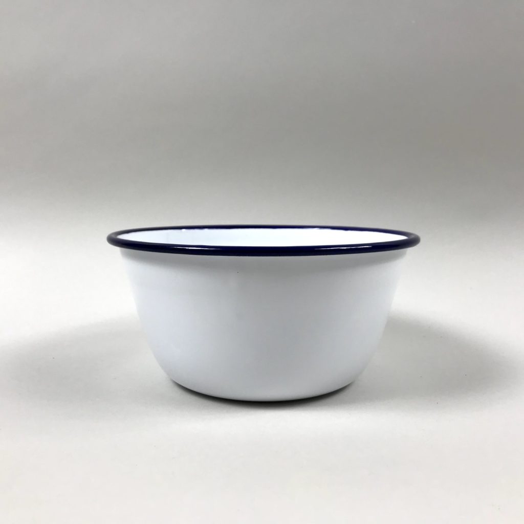 Blue and white pudding basins 18cm side copy