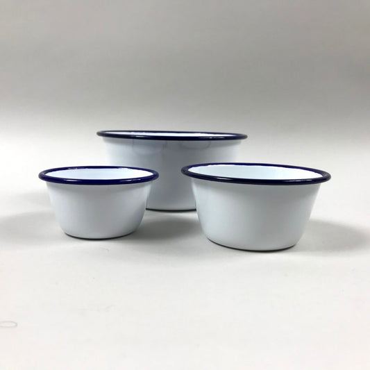 Blue and white enamel pudding basins 3 sizes side