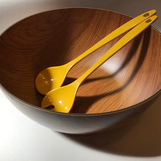 Recycled plastic salad bowl with melamine salad servers yellow